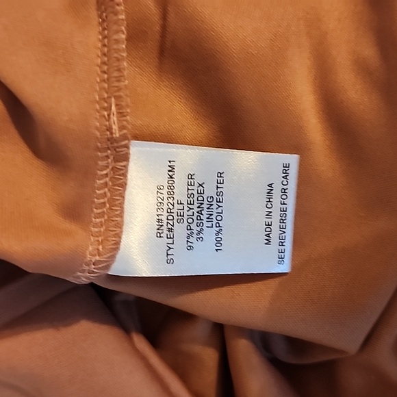 DR 2 Brand New Floral Peach Shirt - Picture 10 of 10